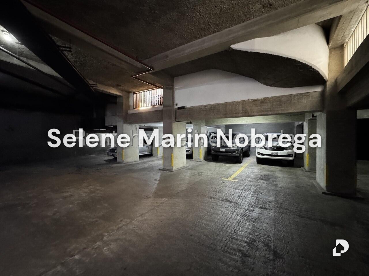 Apartamento en Campo Alegre, Caracas – 30