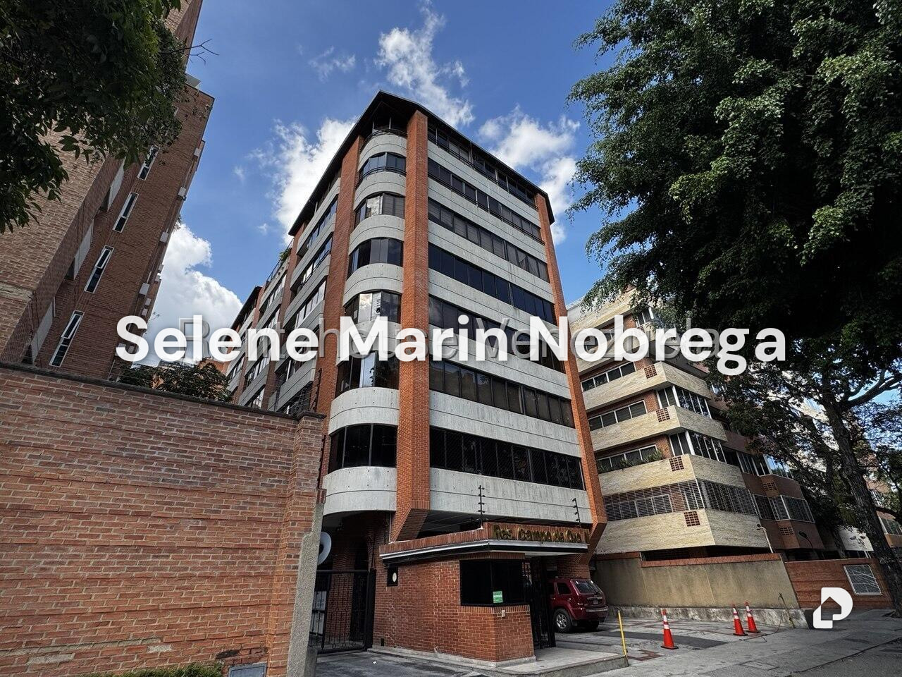 Apartamento en Campo Alegre, Caracas – 1