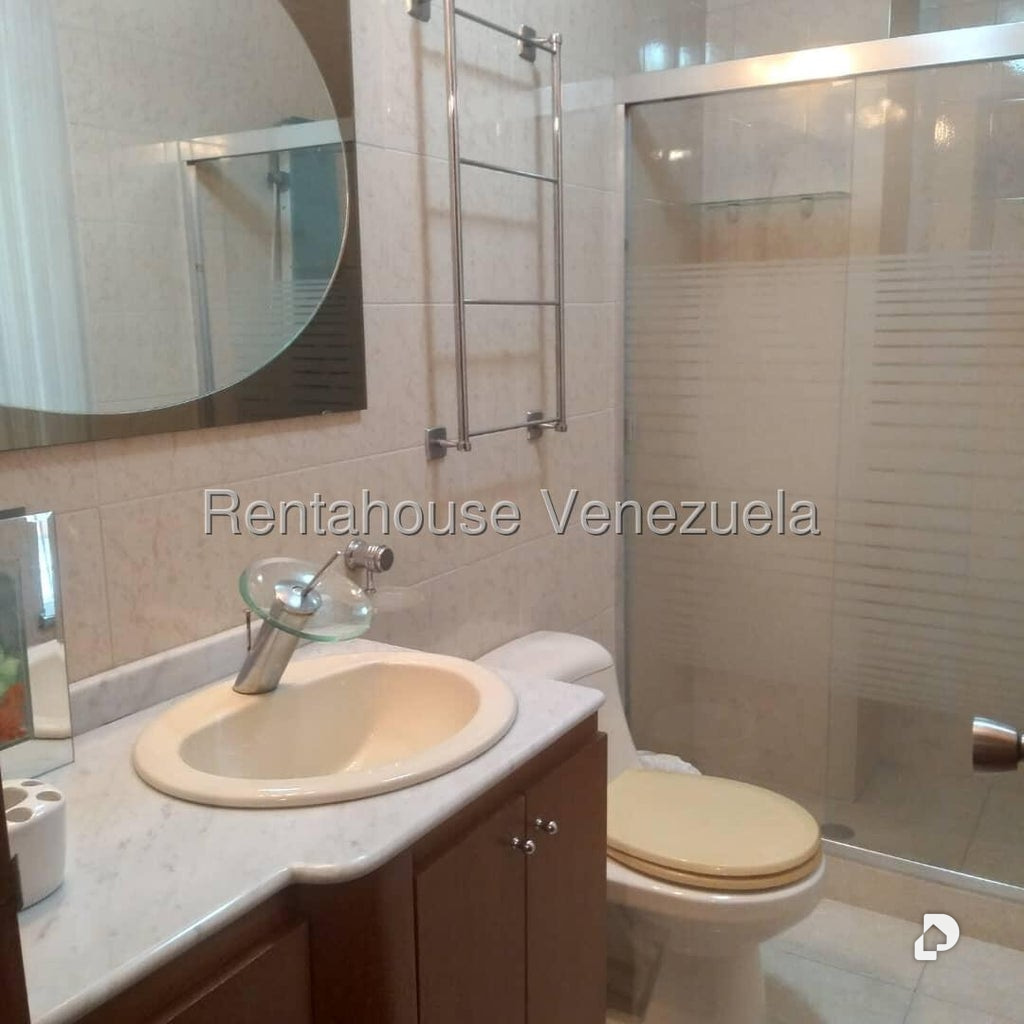 Apartamento en El Rosal, Caracas – 10