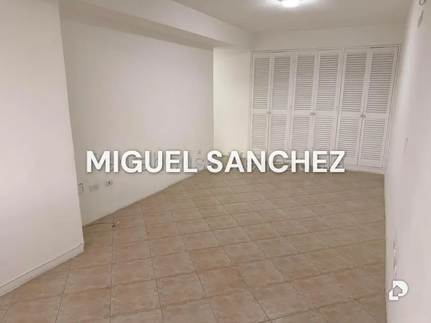 Apartamento en La Esmeralda, Caracas – 9