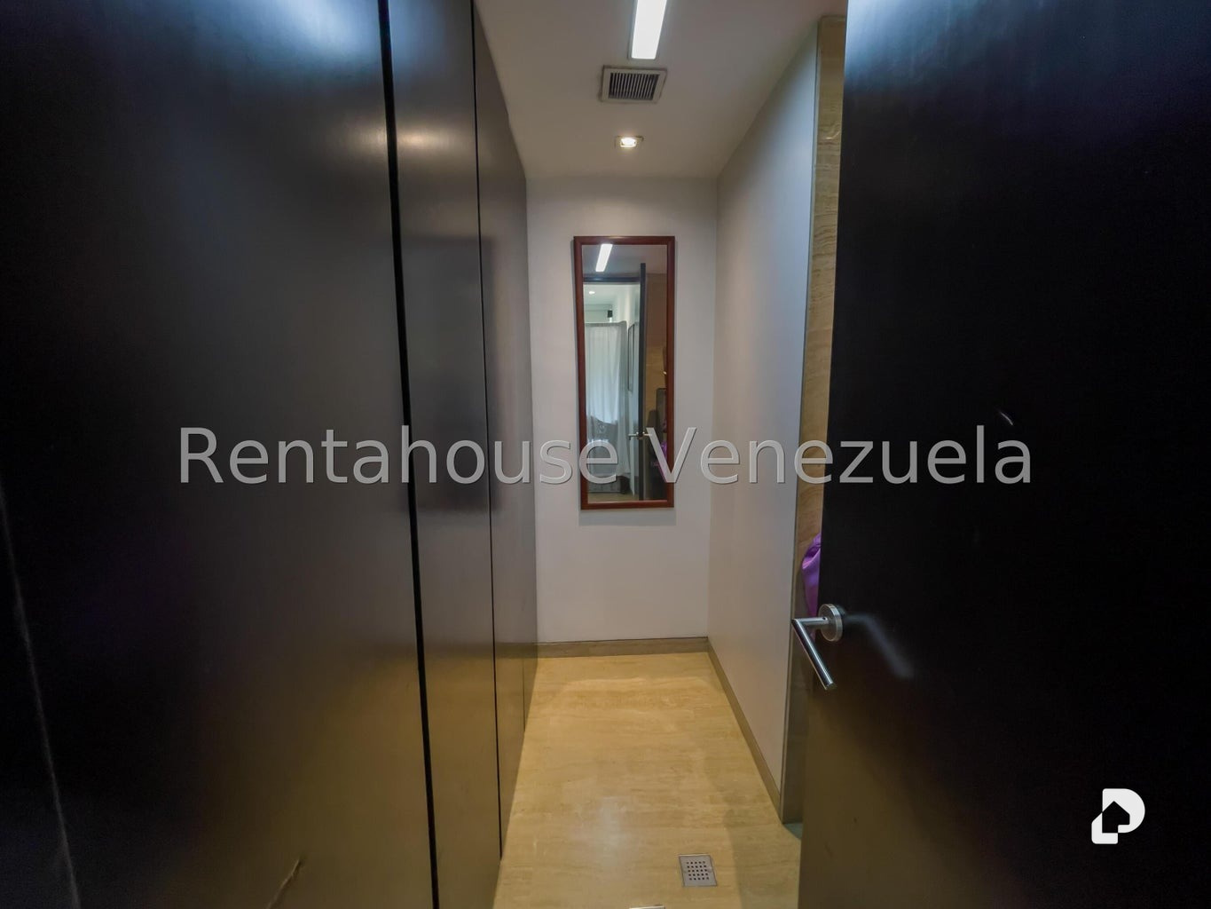 Apartamento en Campo Alegre, Caracas – 26