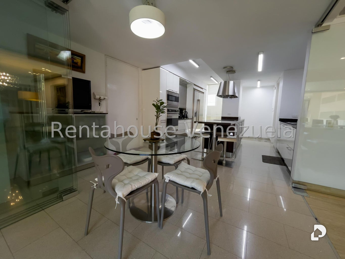 Apartamento en Campo Alegre, Caracas – 10