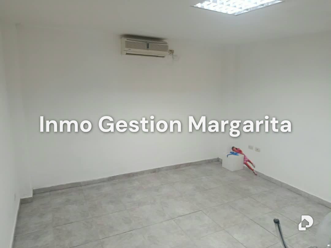 Oficina en Urbanización Jorge Coll, Porlamar – 26