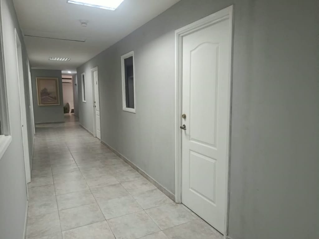 Oficina en Urbanización Jorge Coll, Porlamar - 1