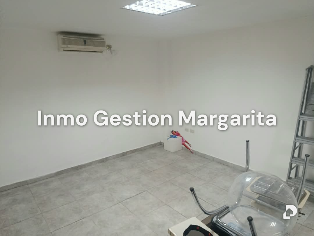 Oficina en Urbanización Jorge Coll, Porlamar – 24