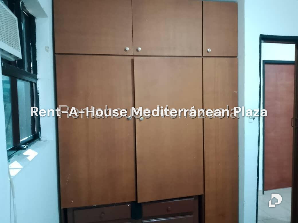 Apartamento en Paraparal, Los Guayos – 16