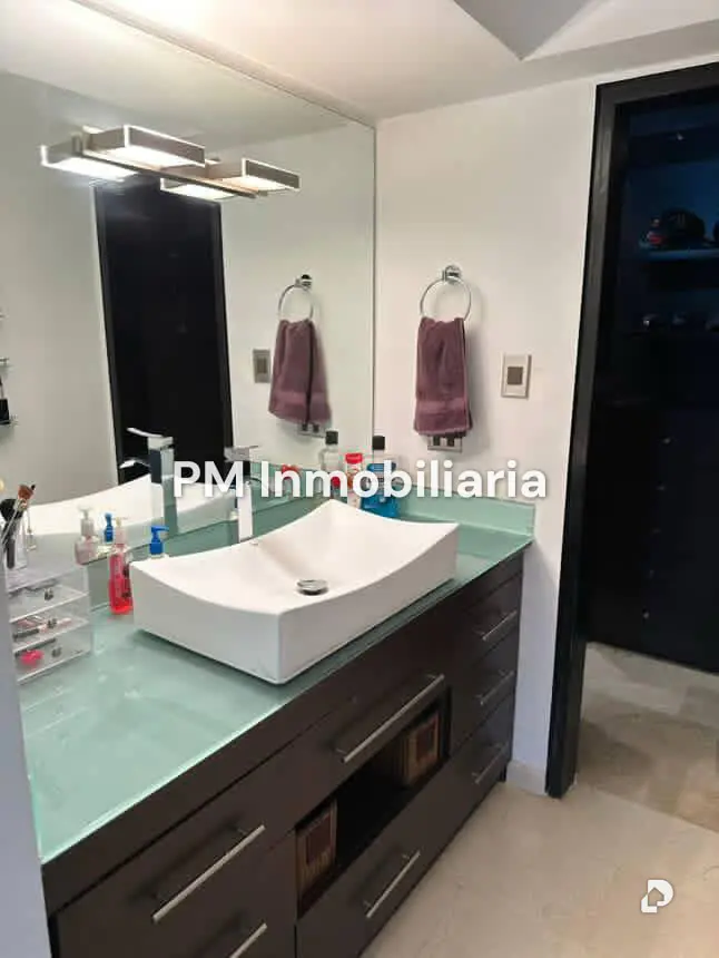 Apartamento en Las Mercedes, Caracas – 12