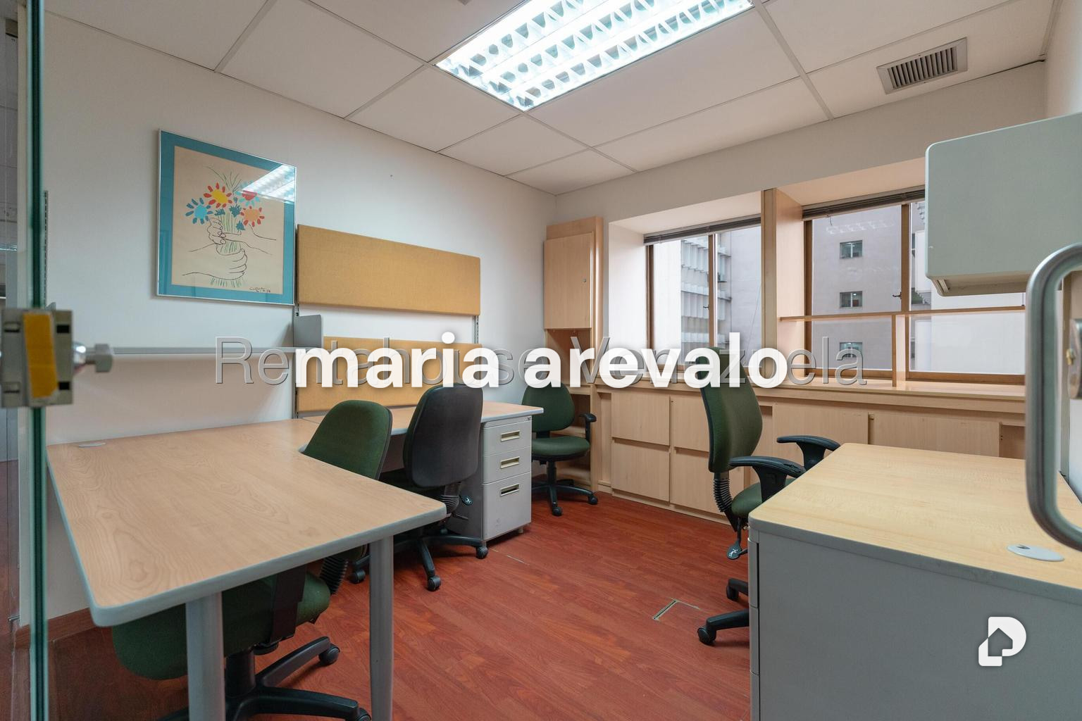 Oficina en Los Palos Grandes, Caracas – 8