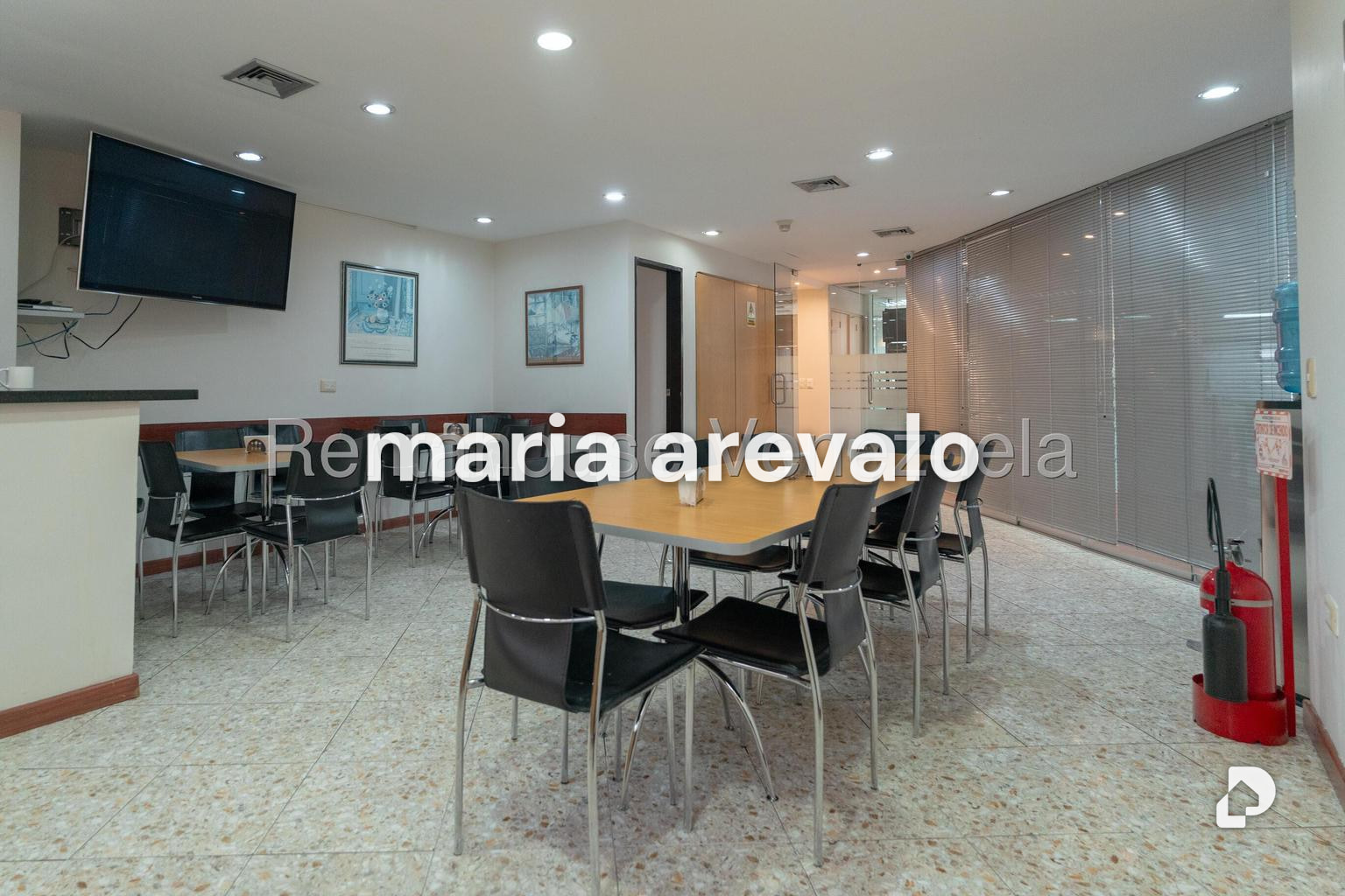 Oficina en Los Palos Grandes, Caracas – 26