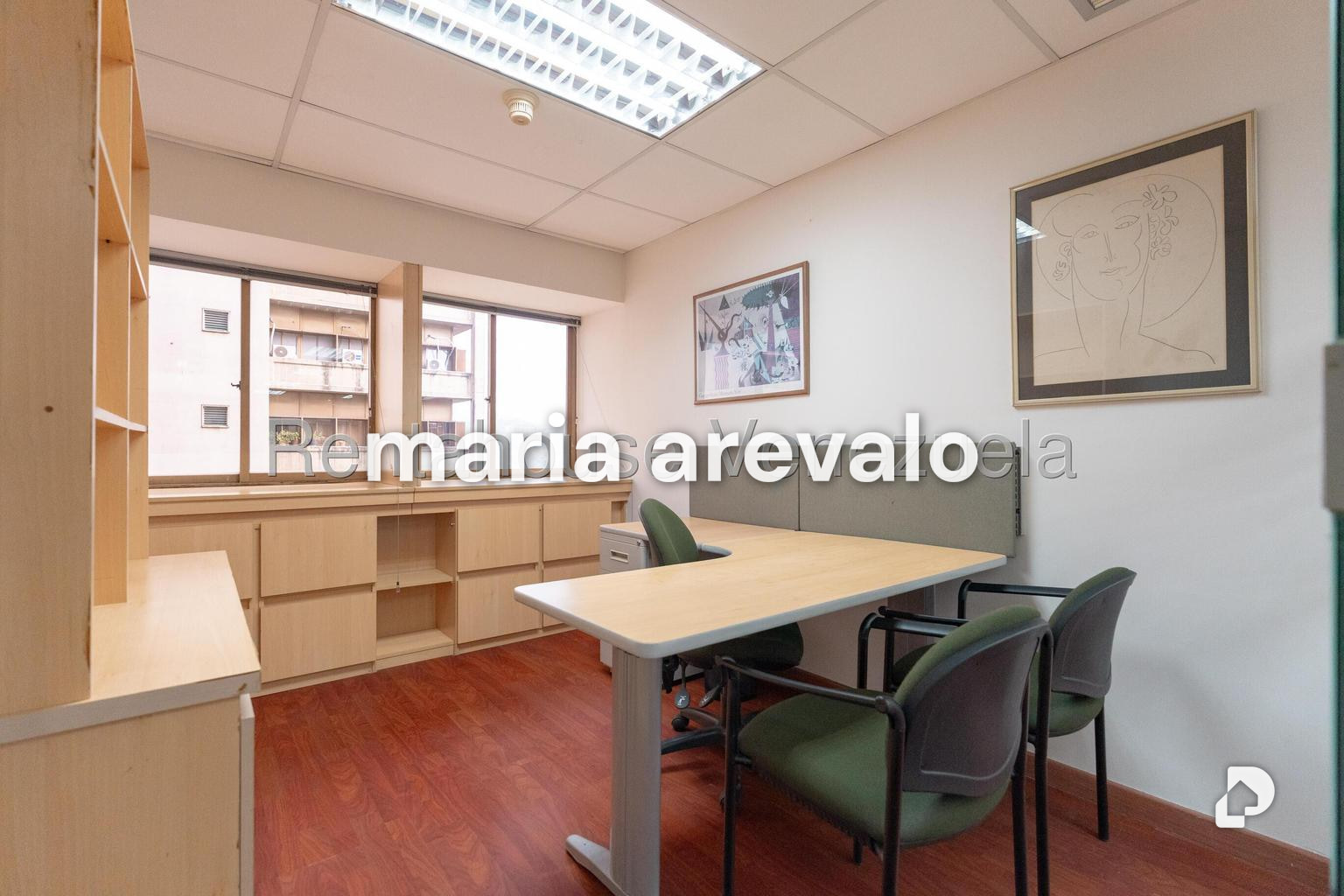 Oficina en Los Palos Grandes, Caracas – 15
