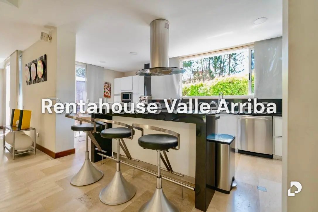 Casa en La Lagunita Country Club, Caracas – 11