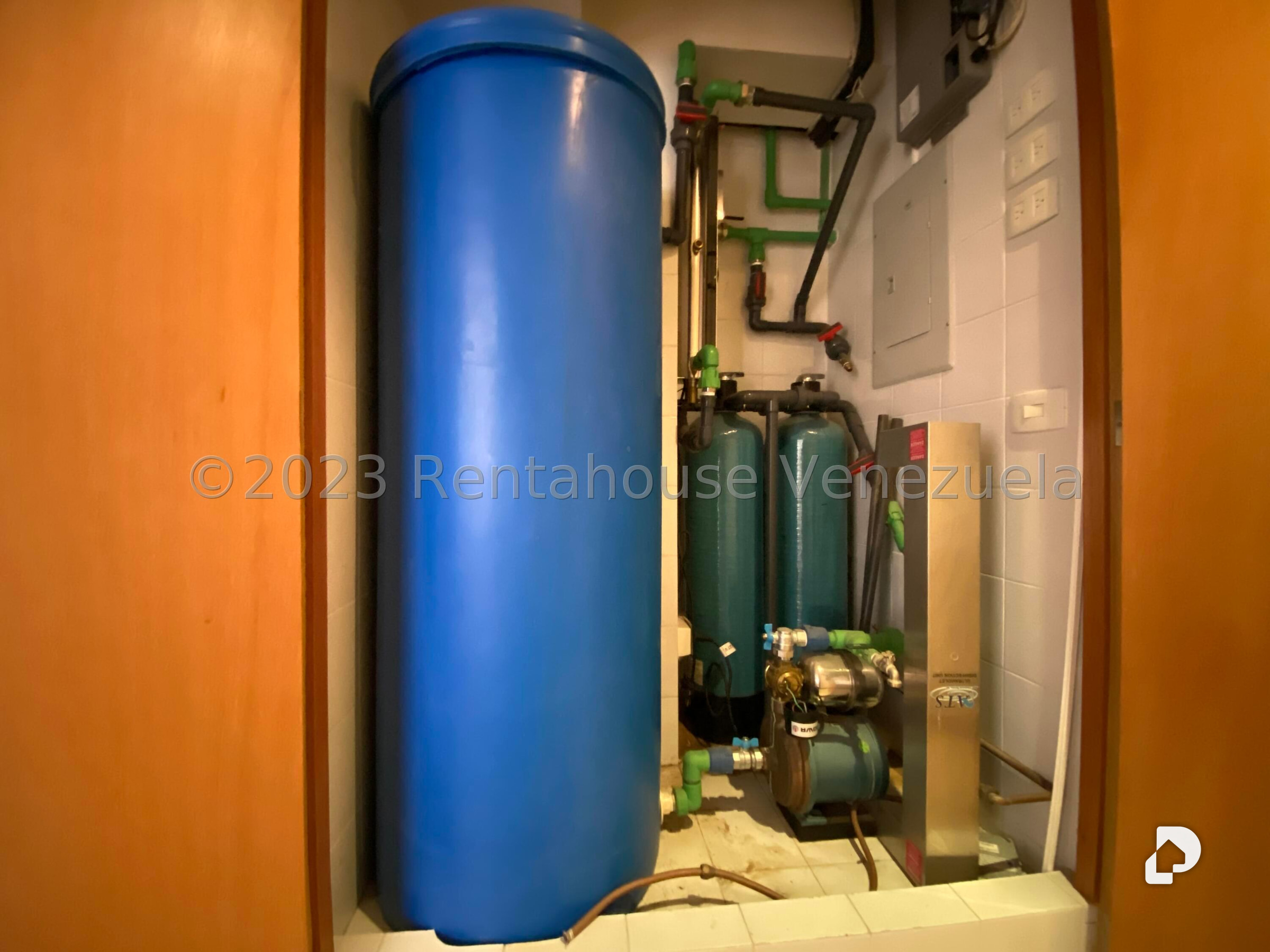 Apartamento en Las Mercedes, Caracas – 21