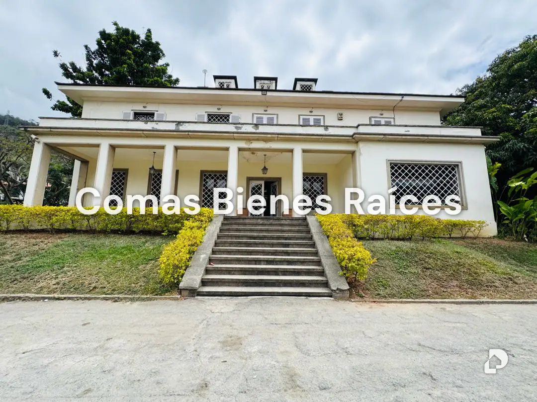 House in Country Club, Caracas – 11