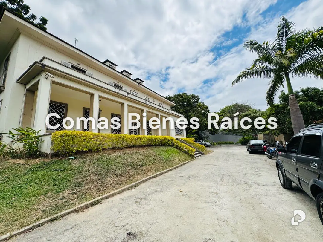 House in Country Club, Caracas – 17