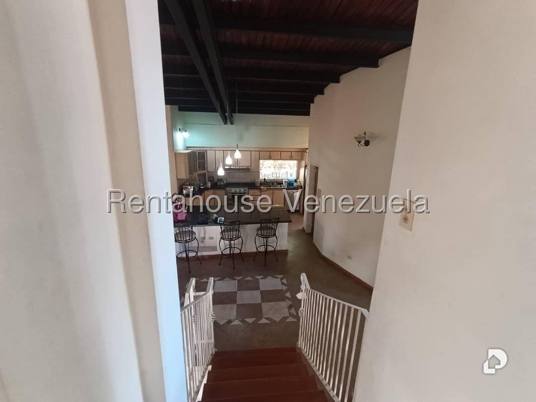 House in Cumbres de Curumo, Caracas – 9