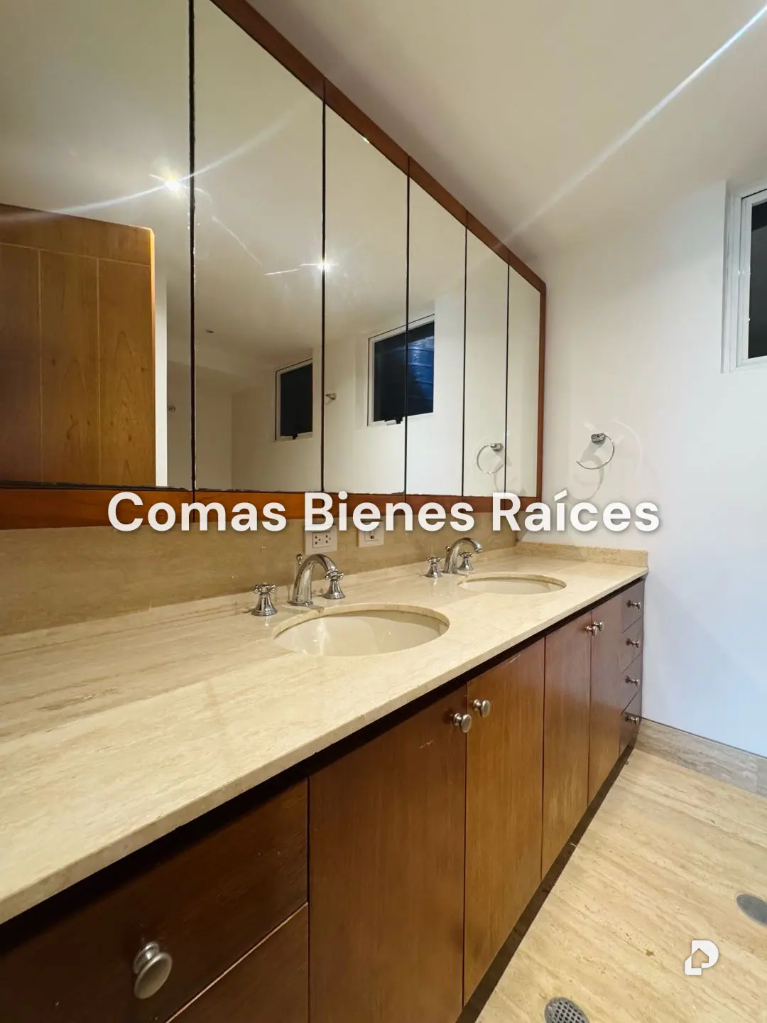 Townhouse in Caurimare, Caracas – 24