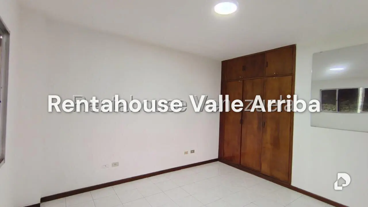Apartamento en Lomas De La Trinidad, Caracas – 10