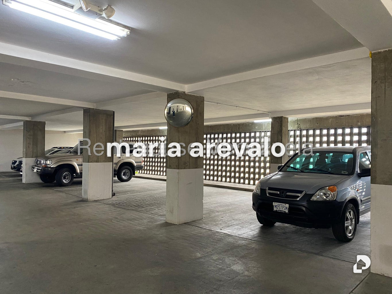 Apartamento en Las Mercedes, Caracas – 24