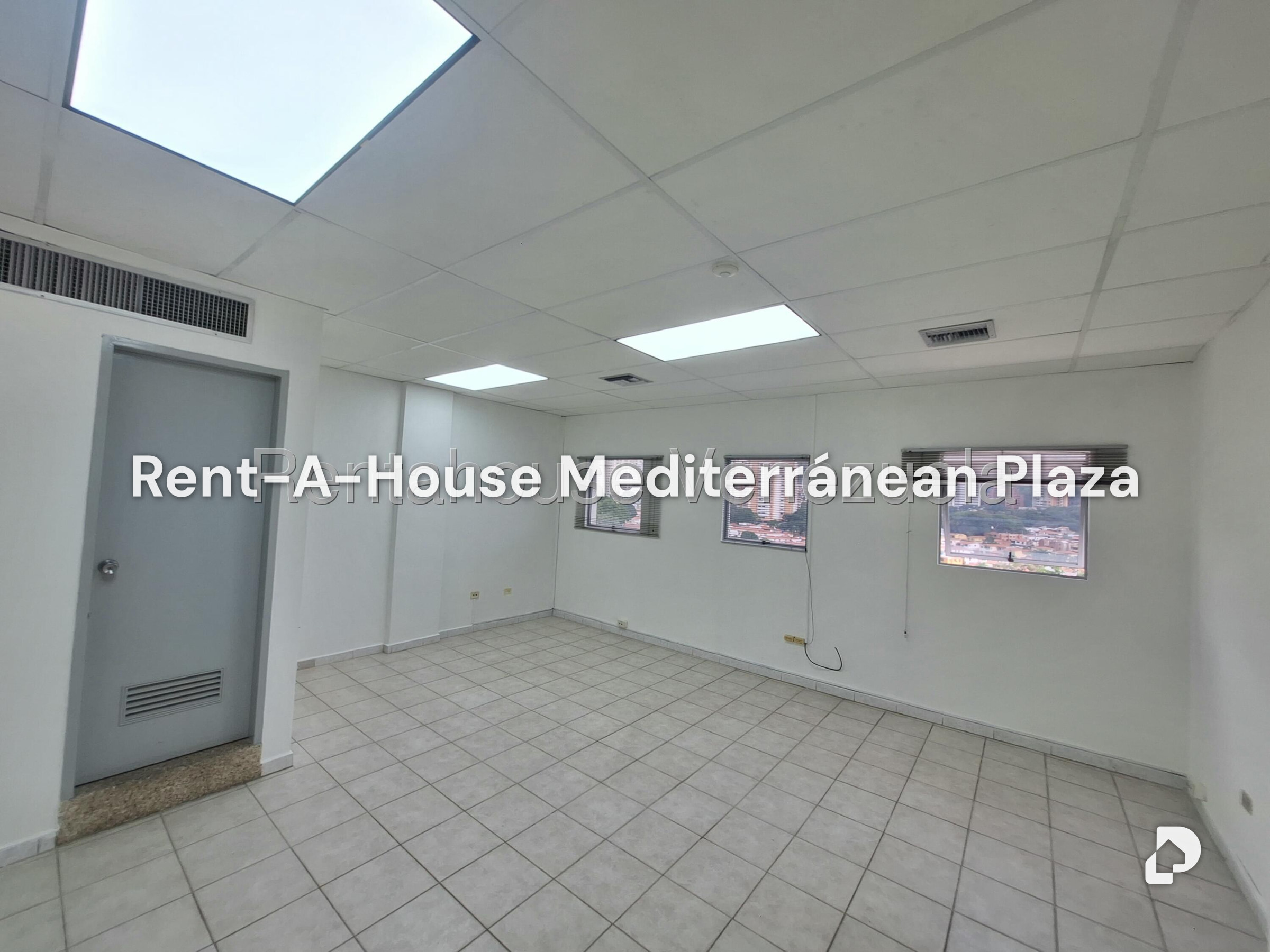 Local comercial en El Parral, Valencia