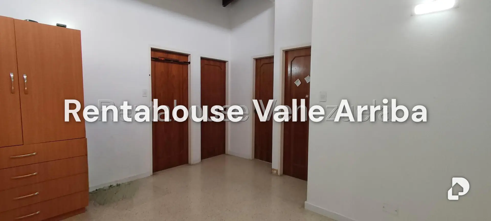 House in Alto Prado, Caracas – 17
