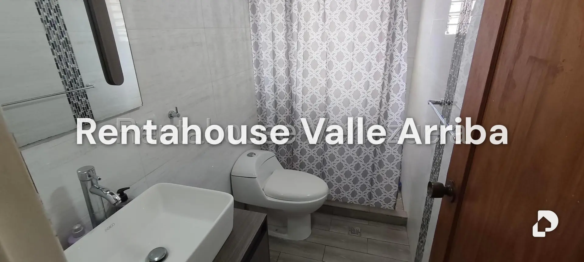 House in Alto Prado, Caracas – 20