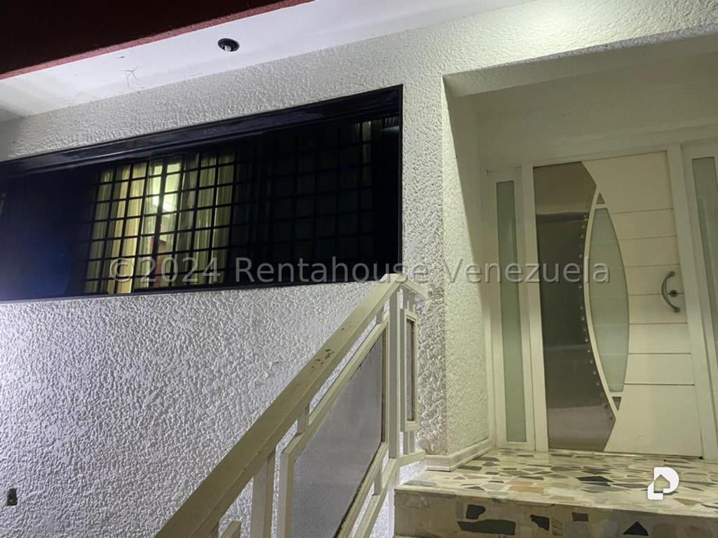 Casa en Colinas de Vista Alegre, Caracas – 29