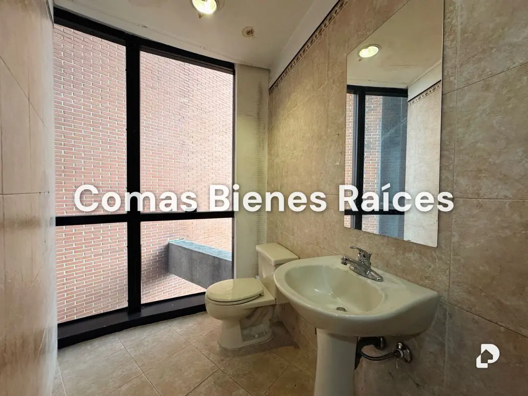 Oficina en Chacao, Caracas – 11
