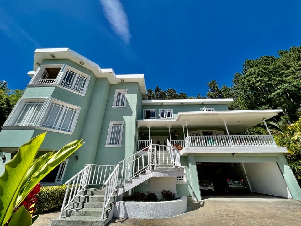 Casa en La Lagunita, Caracas - 1