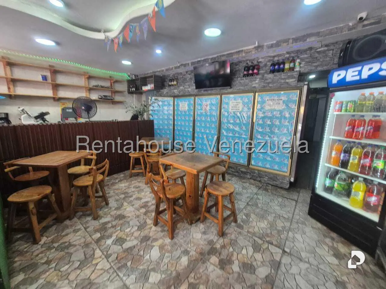 Local comercial en Parroquia La Candelaria, Caracas – 6