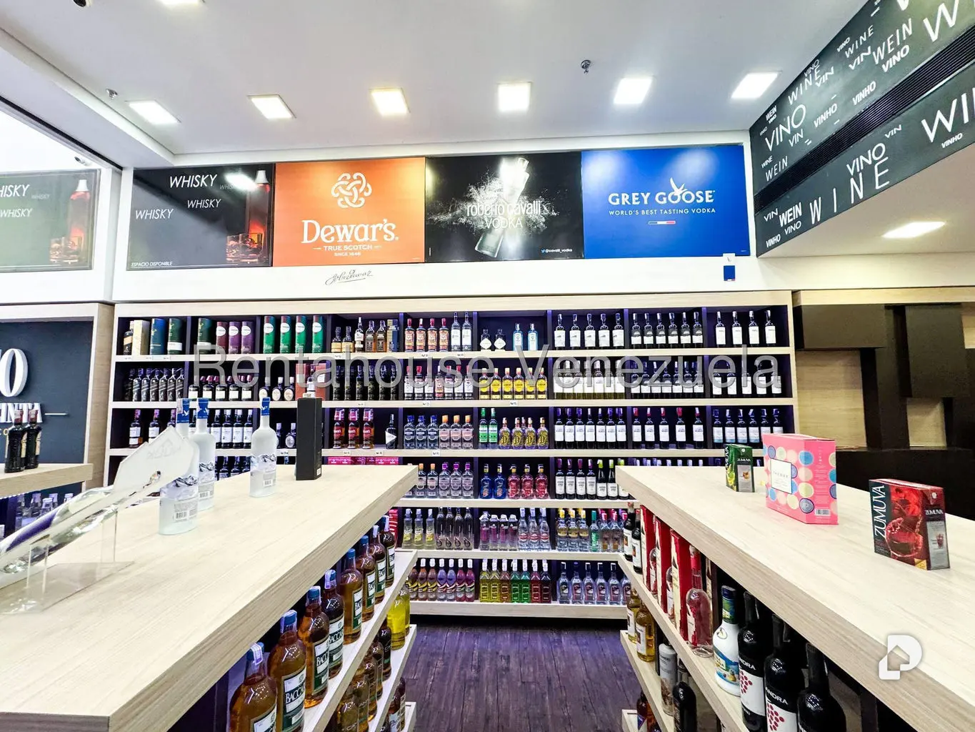 Local comercial en El Cafetal, Caracas – 11