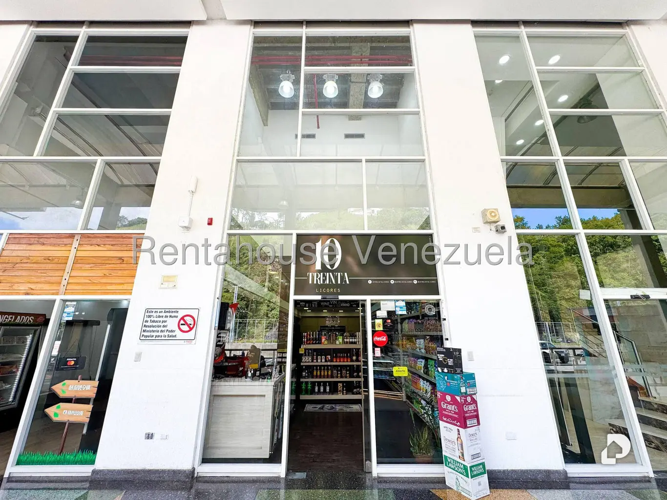 Local comercial en El Cafetal, Caracas – 1