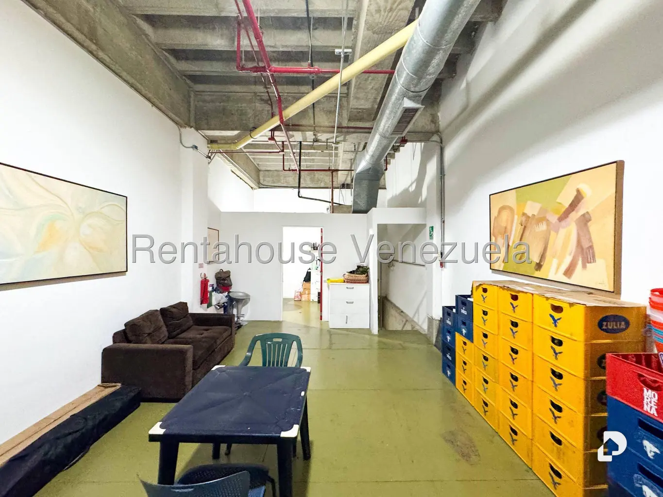 Local comercial en El Cafetal, Caracas – 16