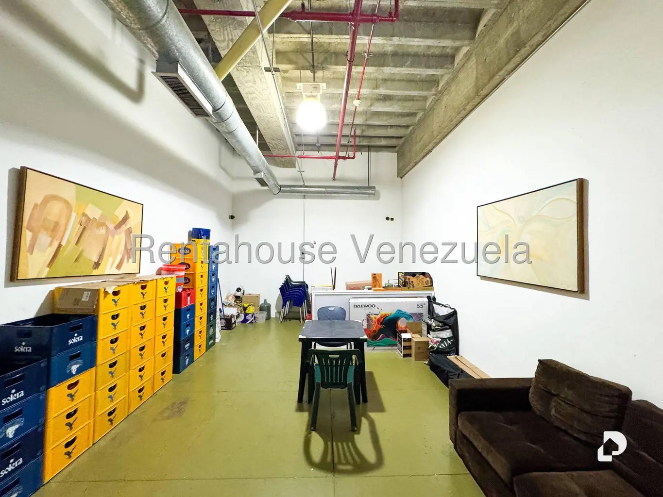 Local comercial en El Cafetal, Caracas – 15
