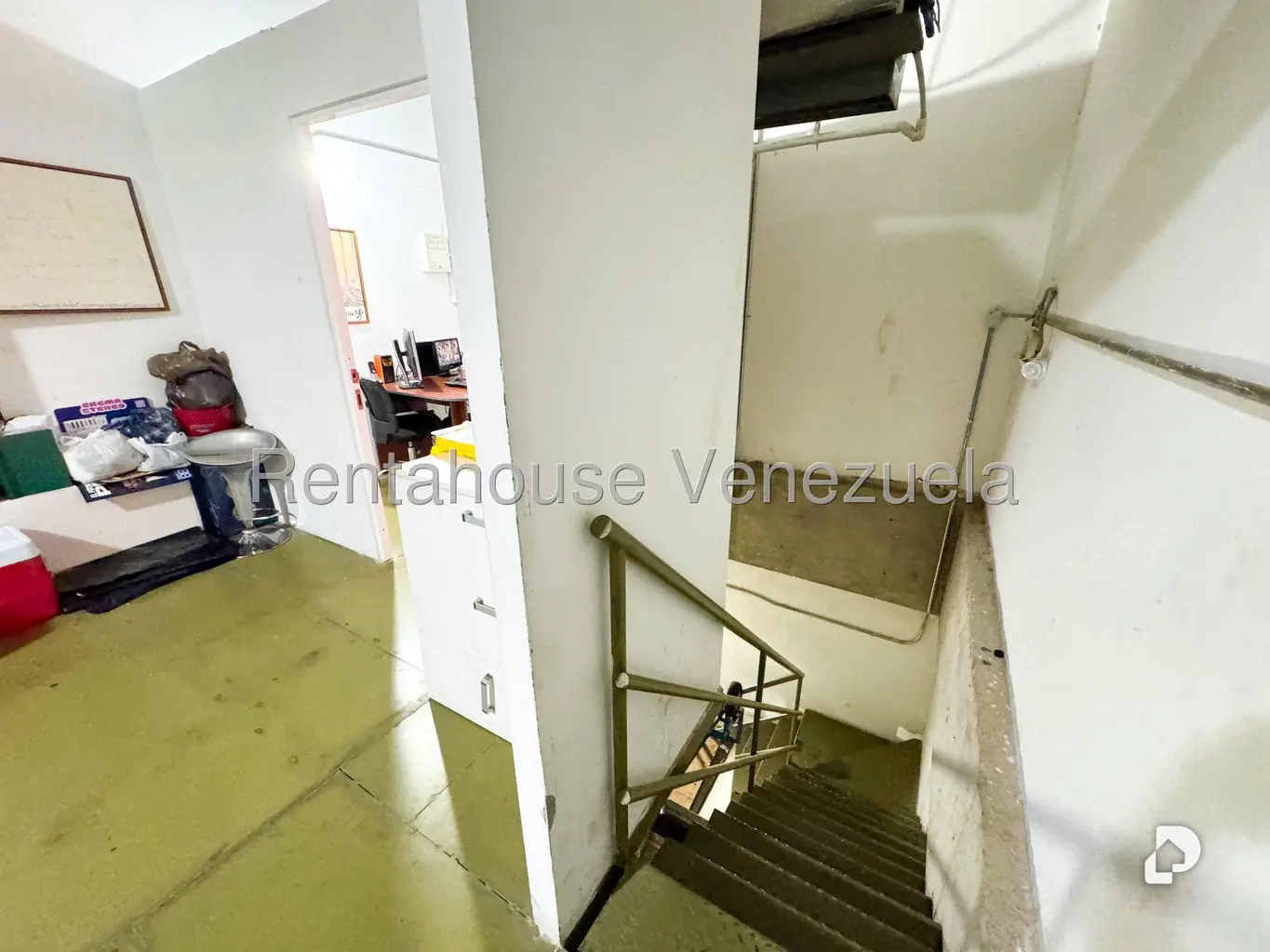 Local comercial en El Cafetal, Caracas – 13
