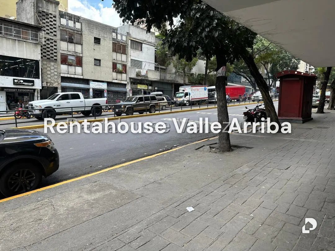 Local comercial en Parroquia Altagracia, Caracas – 14