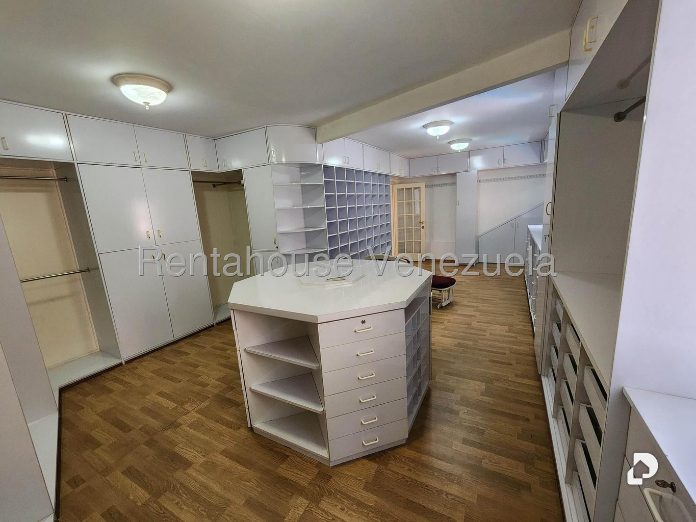 Casa en Colinas de Bello Monte, Caracas – 22