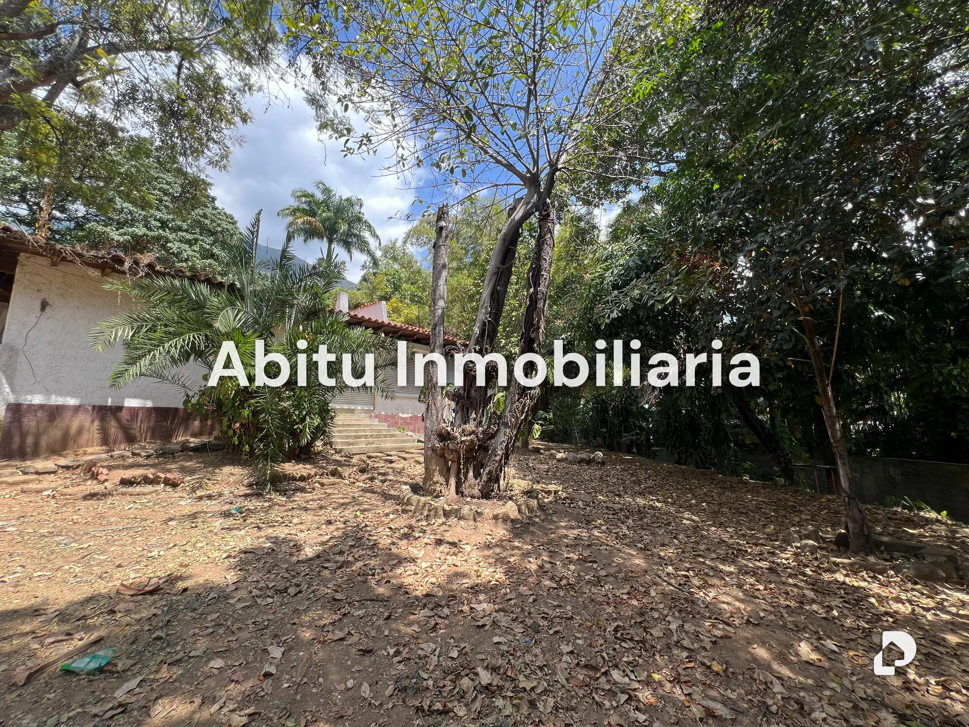 Terreno en Los Chorros, Caracas – 7