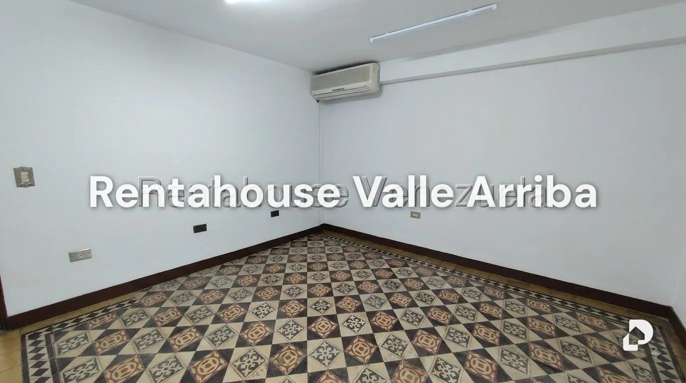 Local comercial en Parroquia Catedral, Caracas – 27