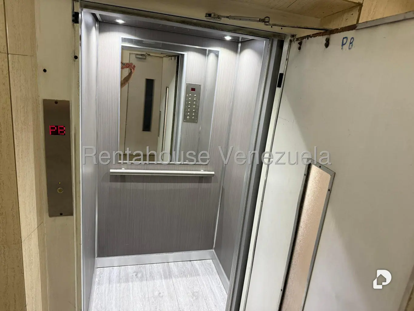 Apartamento en Chacao, Caracas – 4