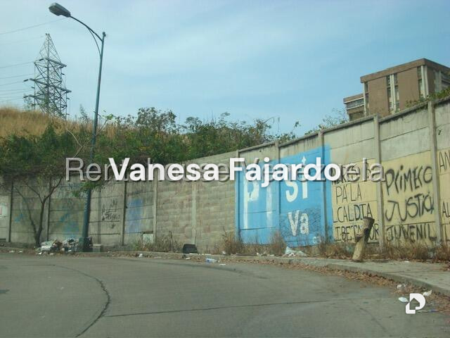 Terreno en El Paraíso, Caracas – 6