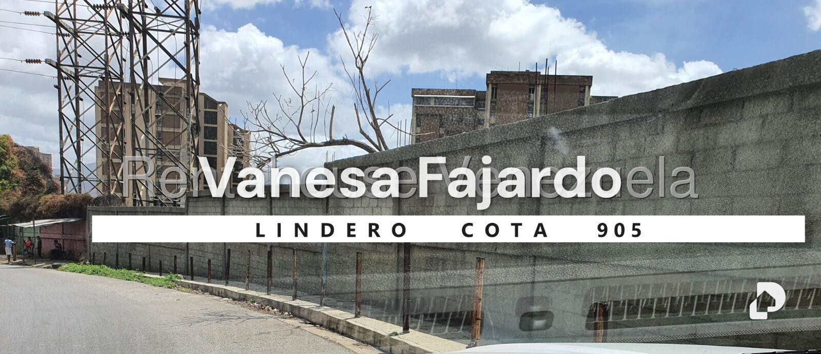 Terreno en El Paraíso, Caracas – 10
