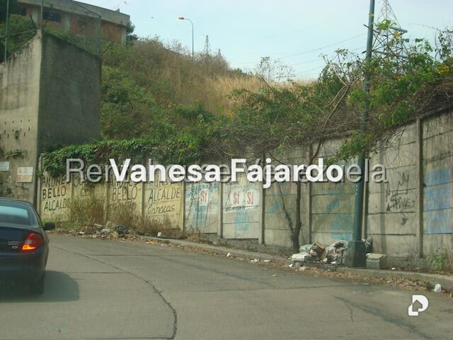Terreno en El Paraíso, Caracas – 7