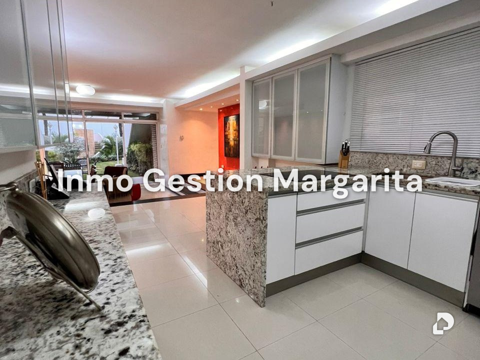 Townhouse in Puerto Moreno, Porlamar – 17