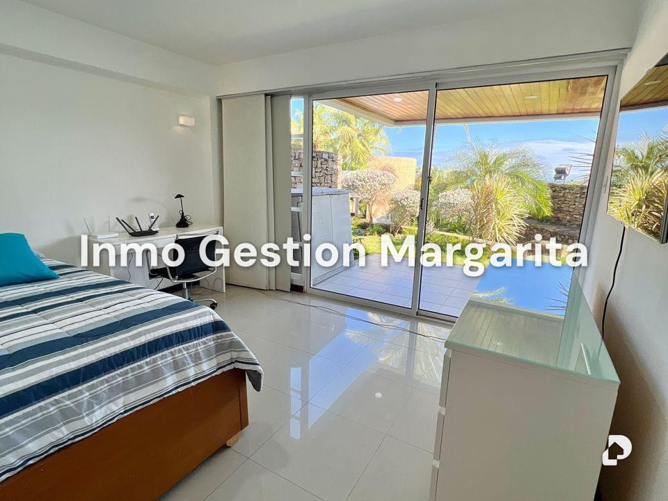 Townhouse in Puerto Moreno, Porlamar – 3