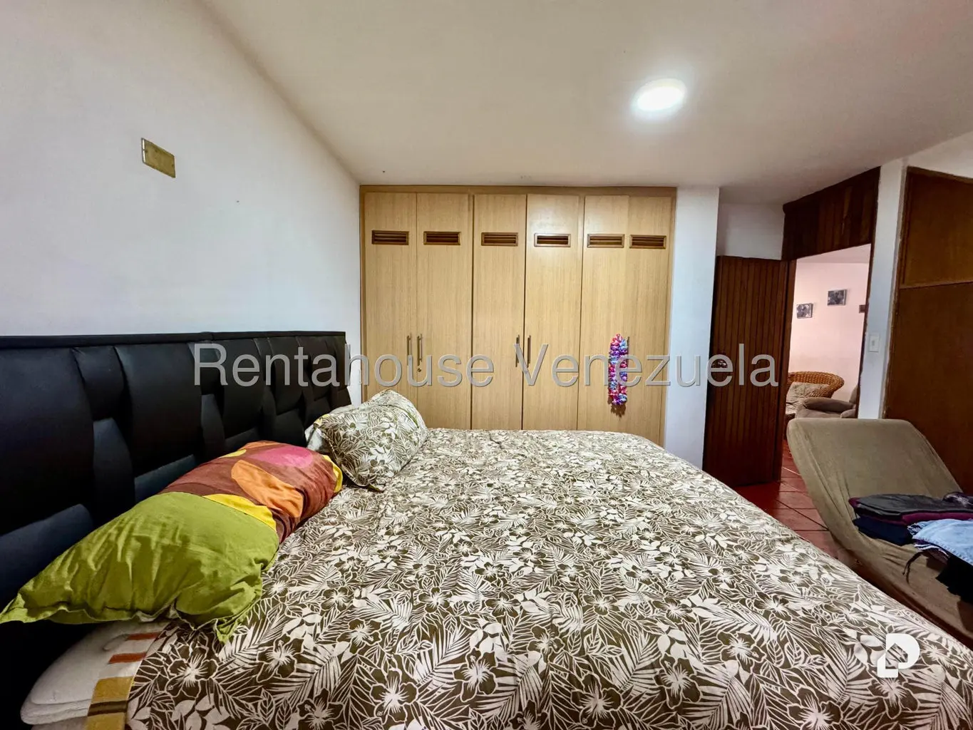 Casa en Lomas De La Trinidad, Caracas – 31