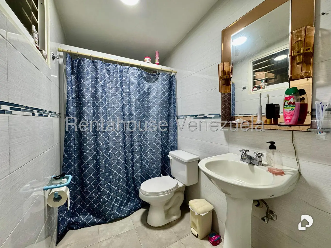 Casa en Lomas De La Trinidad, Caracas – 32
