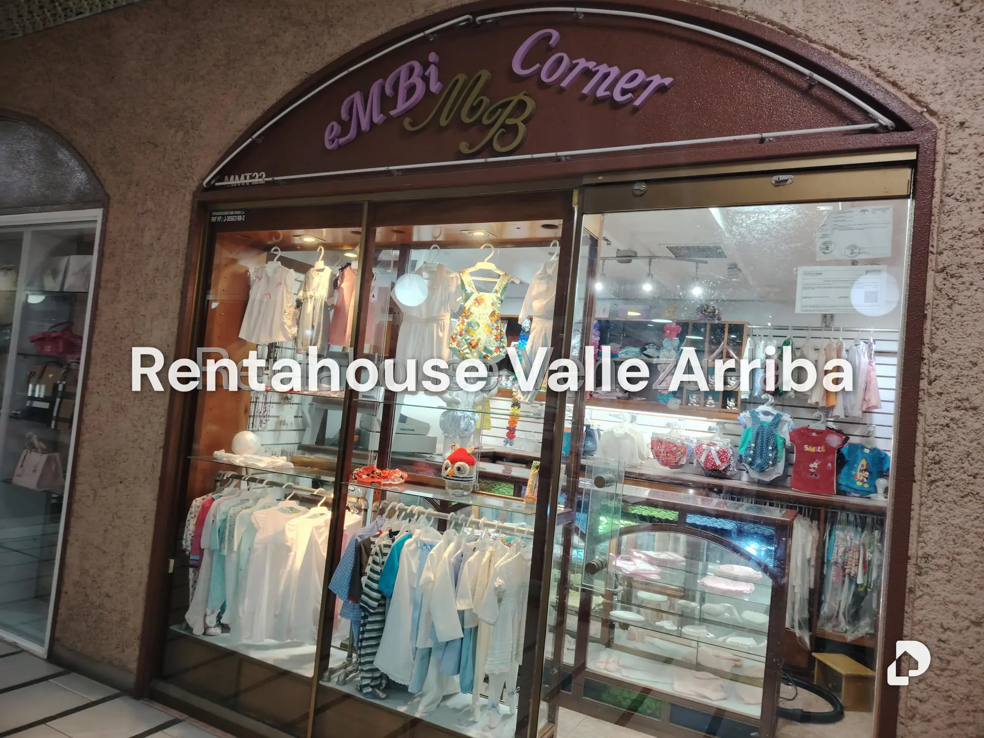 Local comercial en Prados del Este, Caracas – 4