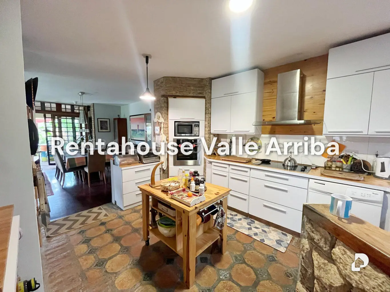 Casa en Oripoto, Caracas – 9