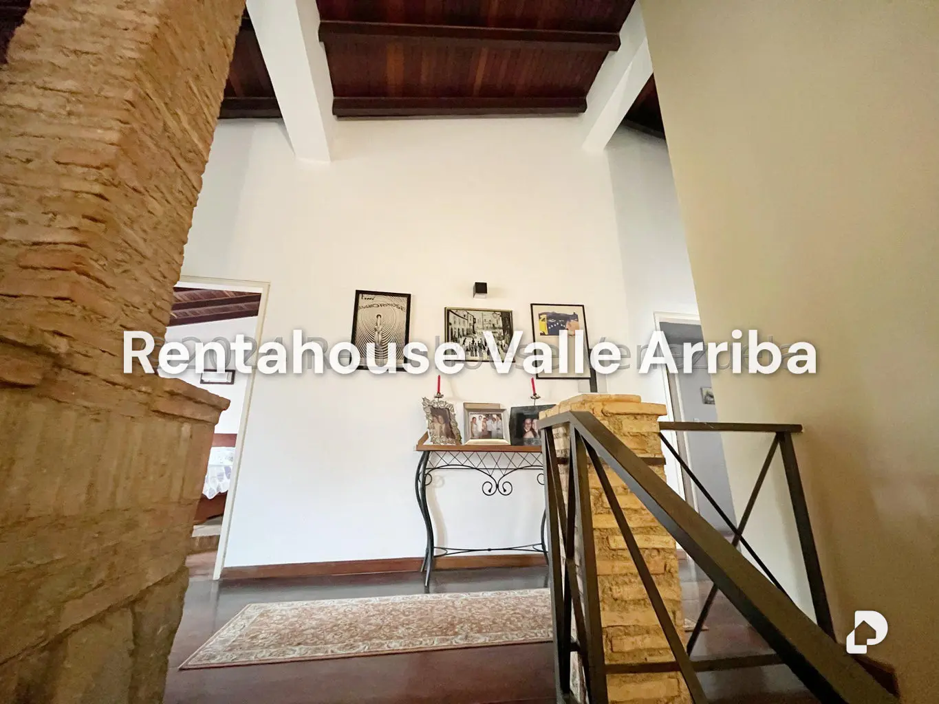 Casa en Oripoto, Caracas – 23