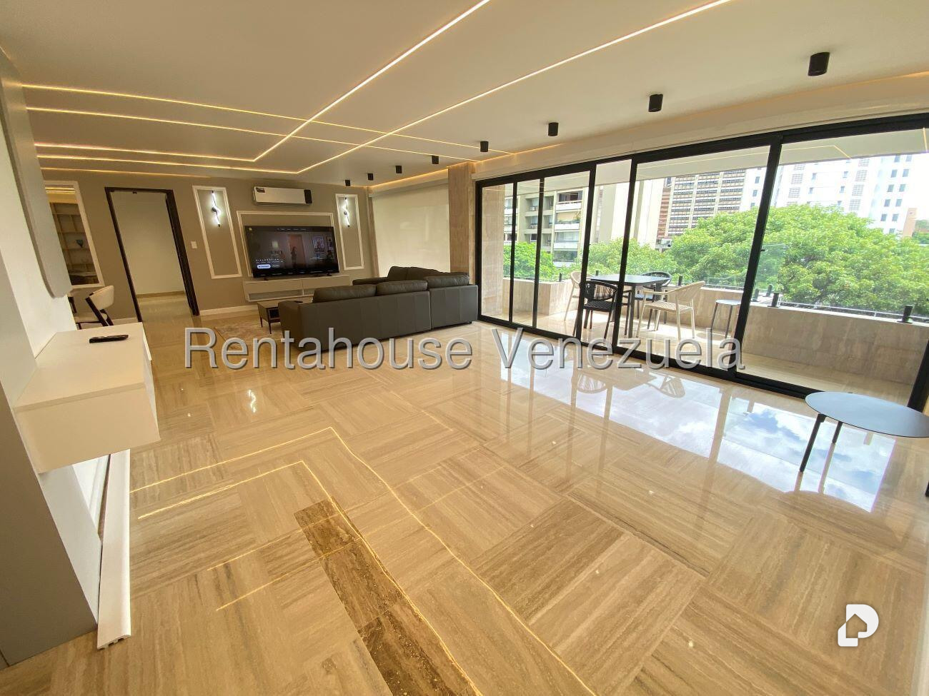 Apartment in Altamira, Caracas – 3